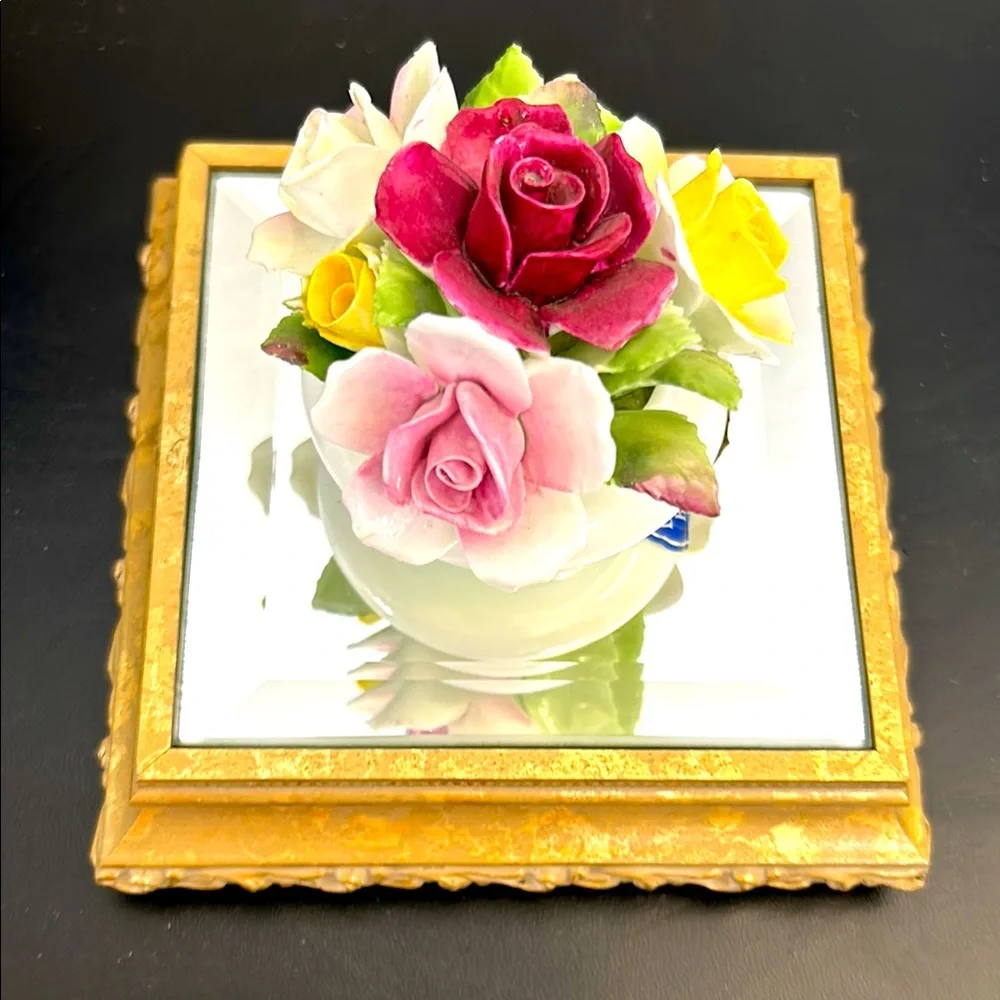 Royal Doulton Floral Porcelain Arrangement - Picture 1 of 5